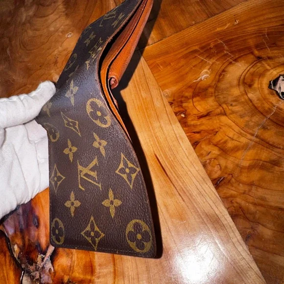 men’s monogram bifold wallet
vintage - Picture 4 of 13